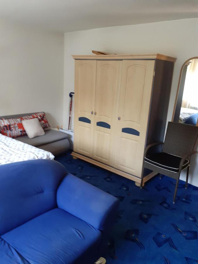 Rd Cerncin Bucovice Apartman Kültér fotó